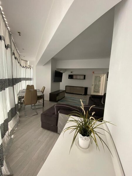 Bucurestii Noi, 1 minut de metrou, 3 camere.