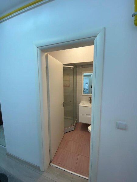 Bucurestii Noi, 1 minut de metrou, 3 camere.